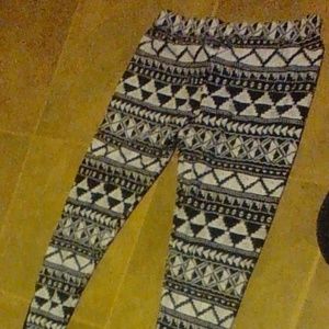 Black and white leggings